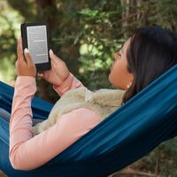 Pantalla con luz, mucha autonomía y ligero: así es el Kindle básico que vuelve a bajar de precio y roza su mínimo histórico