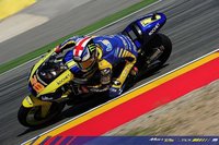 Bradley Smith ata bien su futuro y estará en MotoGP en el 2013