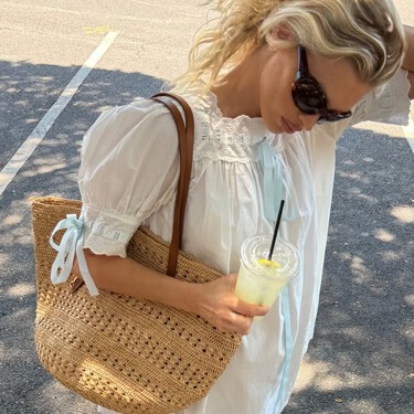 Zara lanza su propia versión de los vestidos baby-doll y arrasa: son muy elegantes, chic-adulto y perfectos para verano