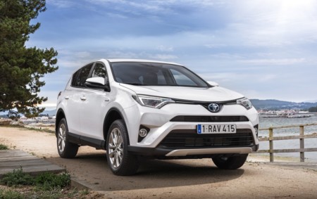 El Toyota RAV4 hybrid llega a España homologando un consumo de 4,9 l/100 km