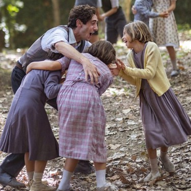 Esta película española acaba de llegar a Netflix y ya está arrasando. Está basada en la historia real de un profesor en la Segunda República 