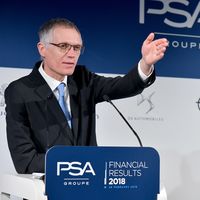 Tavares (Grupo PSA) hace autocrítica: "Solo los ecologistas convencidos compran coches eléctricos"