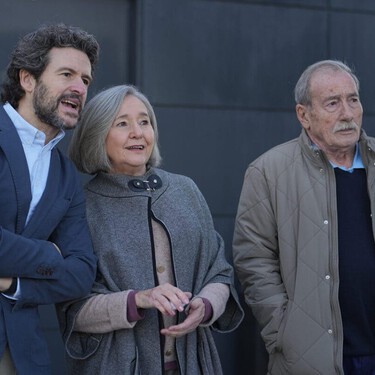 Adiós a las conversaciones sexistas de sobremesa: el truco para explicar el machismo a nuestros mayores sin morir en el intento