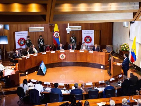 Petro Decretazo 1