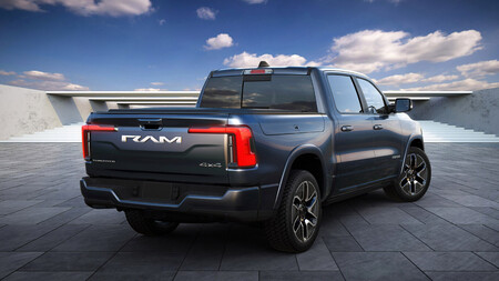 RAM 1500 REV