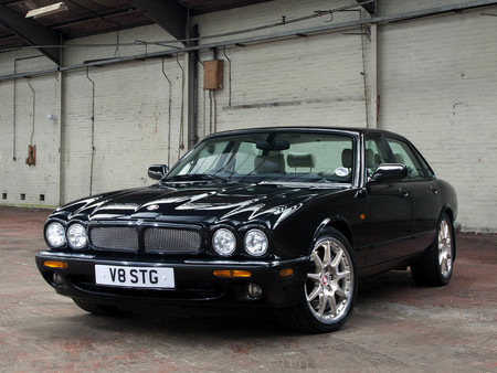 Jaguar Xjr