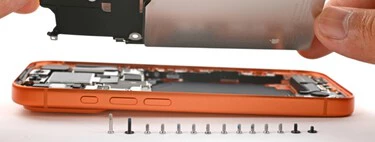 Reparar un iPhone es ahora más caro: así quedan los precios de todos los servicios