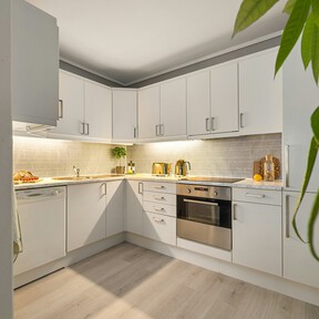 Ikea tiene el carrito auxiliar que también es isla de cocina: aumenta el espacio de almacenamiento y de trabajo todo en uno 
