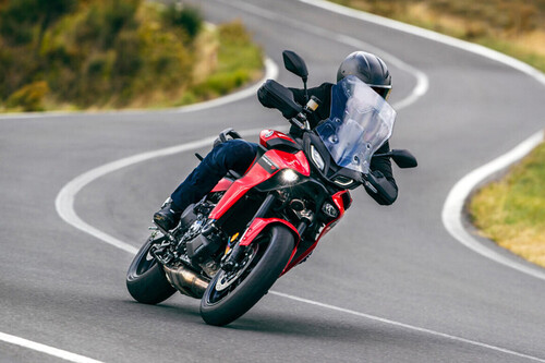 Hay cinco puntos sagrados a la hora de subirse a la moto y si no los cumples, vas a sufrir. Manual de posiciones moteras