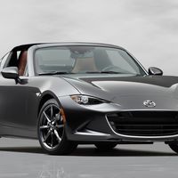 El Mazda MX-5 RF ya está a la venta en México