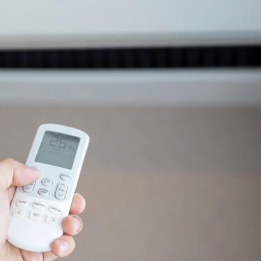 Dejar el aire acondicionado funcionando todo el día o apagarlo un rato y volver a encender: ¿Cuál es la mejor opción? 