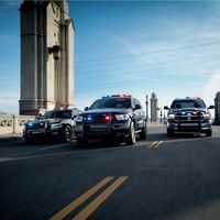 Dodge Charger y Durango Pursuit 2021, el terror de los maleantes llega recargado y con más potencia bajo el cofre