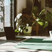 Mejorar el descanso es tan fácil como cuidar como se coloca la cama: estos son dos es lo que recomienda esta experta en Feng Shui