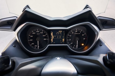 Yamaha X Max 400 2017 027