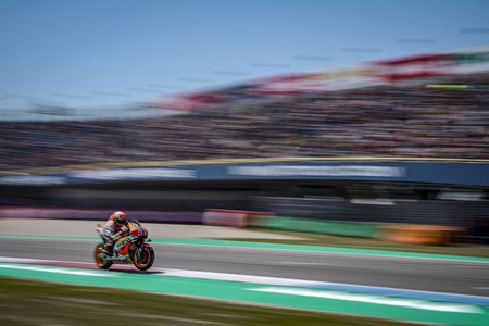 Marc Márquez firma su primera pole de MotoGP en Assen con una Q2 loquísima