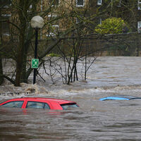 Las tormentas extremas son cada vez más habituales y Europa quiere frenarlas restando emisiones a los coches 
