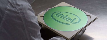 Apple e Intel preparan un acuerdo histórico para fabricar los futuros procesadores del iPhone y el Mac, según el WSJ 