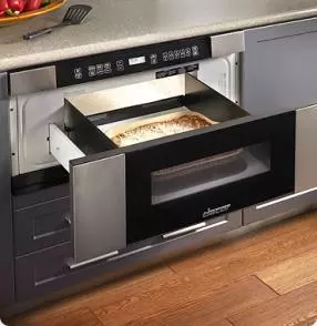 El microondas en un cajón