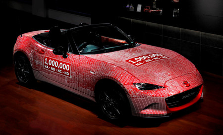 Mazda Miata Un Millón regresa a casa luego de recorrer el mundo