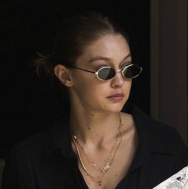 gigi hadid zayn malik street style collar