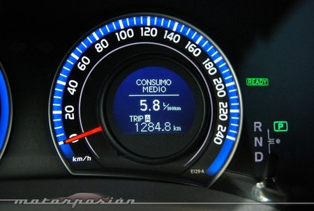 Toyota Auris HSD