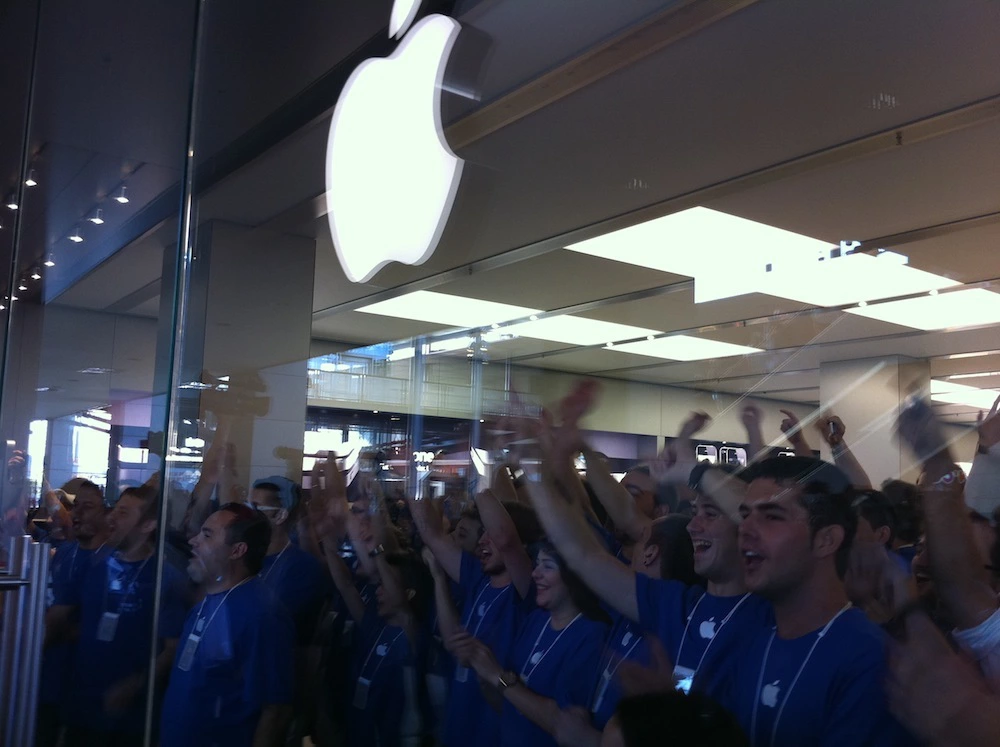 Foto de Inauguración Apple Store La Maquinista (43/93)