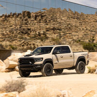 ¡A reventar dunas! La RAM 1500 TRX Sandblast Edition es una pick-up de 711 CV aún más bestia