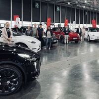 Tesla despierta el miedo en Volkswagen: no sólo esquiva la crisis logística, también se anota récords de producción y entregas