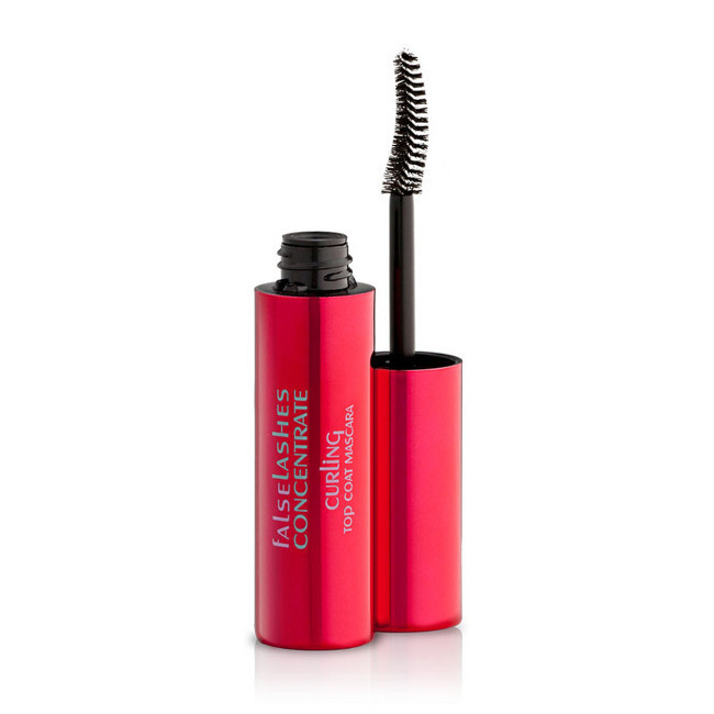 Probamos el Curling Top Coat Mascara de Kiko, ¿pestañas curvas sin usar