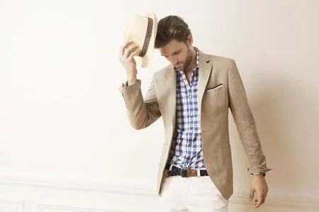 Lookbook completo de Massimo Dutti para este mes de Abril 2011