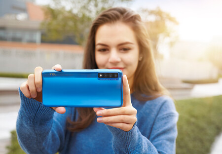 Cómo incluir la conectividad 5G en la experiencia de uso de un móvil gama media de última generación