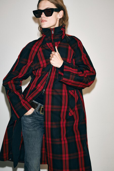 Gabardina Trench Cuadros Zara Tendencia Otono 2026 Chaqueta Ligera Entretiempo Elegante