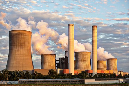 El debate de la energía nuclear: Francia apuesta por más centrales pero España se mantiene en contra