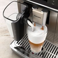 Nunca me había planteado una cafetera superautomática hasta que vi esta Philips: cafés riquísimos, muy poco mantenimiento 