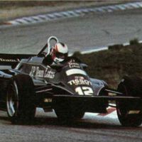 Hace 45 años el ingeniero más famoso de la F1 convirtió su coche en un monster truck con un solo objetivo: burlarse de las normas de la FIA