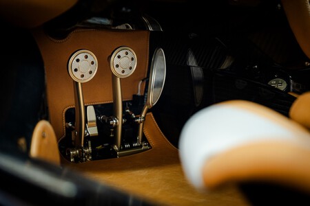 Pagani Huayra Epitome Pedales