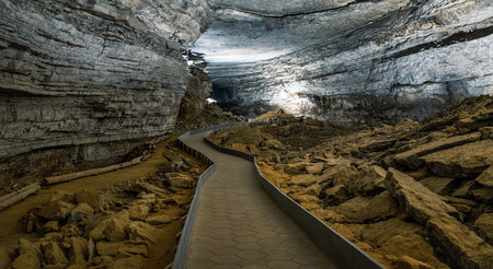 La cueva del Mamut: el laberinto de cuevas más grande del mundo