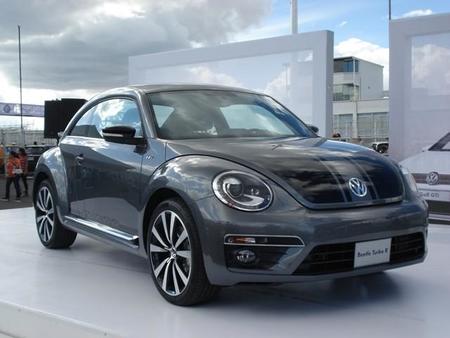 Volkswagen presenta su último lanzamiento del 2013: Beetle Turbo R (y nos revela el precio)