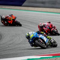 La importancia del 'holeshot' en MotoGP: Joan Mir casi gana la primera carrera que Suzuki lo montó en su moto 