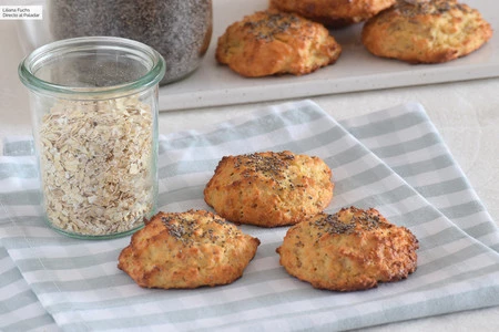 Bollitos de avena, almendra y semillas: receta saludable baja en hidratos