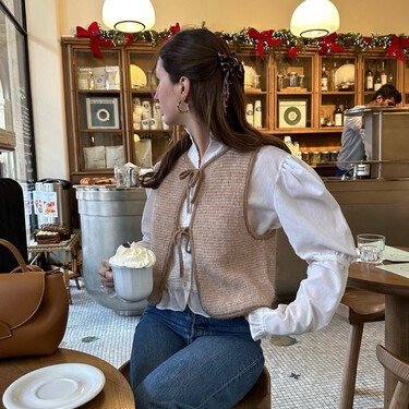 Este bolso bandolera de Tous es muy bonito, fácil de combinar y ahora está rebajado casi a mitad de precio