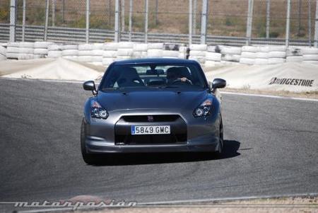 Nissan GT-R