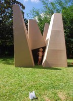 Una mega casa de cartón