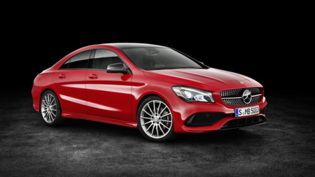 Si funciona no lo toques, o cómo se ha renovado el Mercedes-Benz CLA de cara al Salón de Nueva York