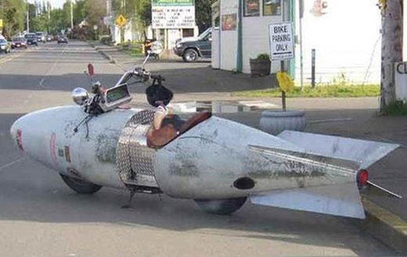 Mi moto es una bomba