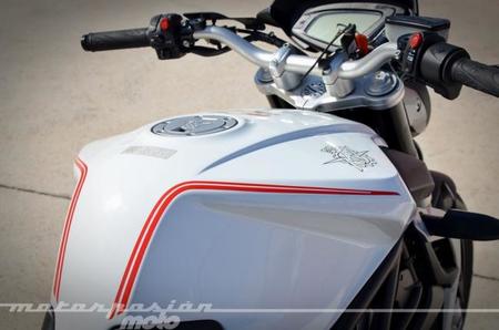 mv-agusta-brutale-800