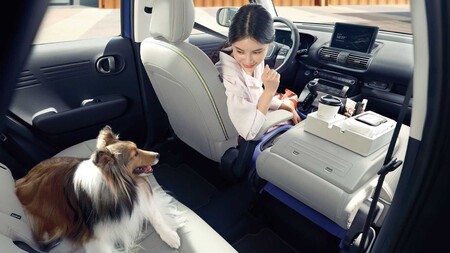 Hyundai Casper interior