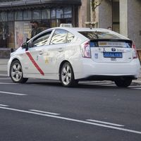 La guerra del taxi traslada el campo de batalla a la sede del Partido Popular, y durante la tarde por todo Madrid