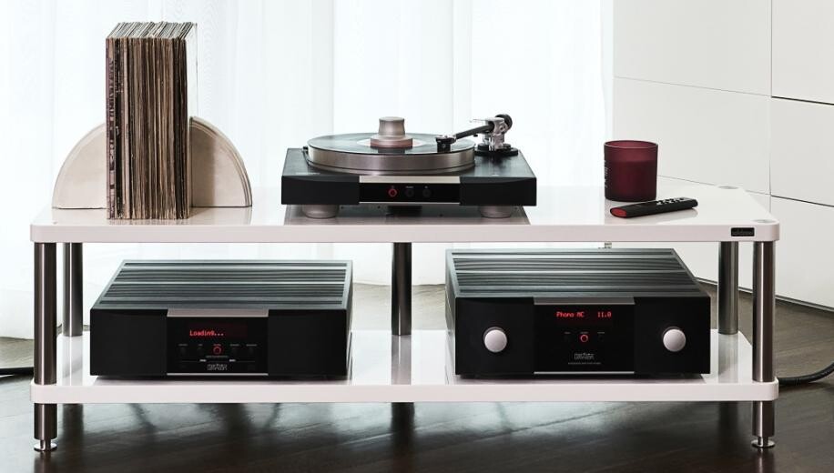 Mark Levinson amplía su Serie 5000: cuatro equipos de amplificación y reproducción para montarte un sistema HiFi de altura