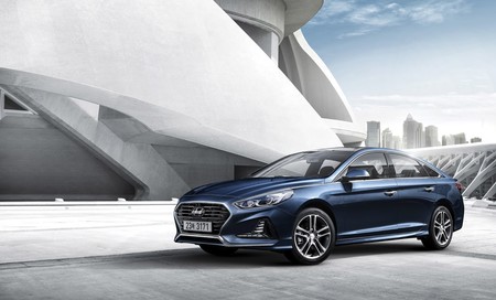 El Hyundai Sonata 2018 estrena rostro, tecnología y sabor deportivo